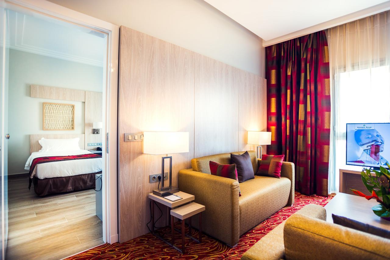 Отель Golden Tulip Le Diplomate Котону Экстерьер фото