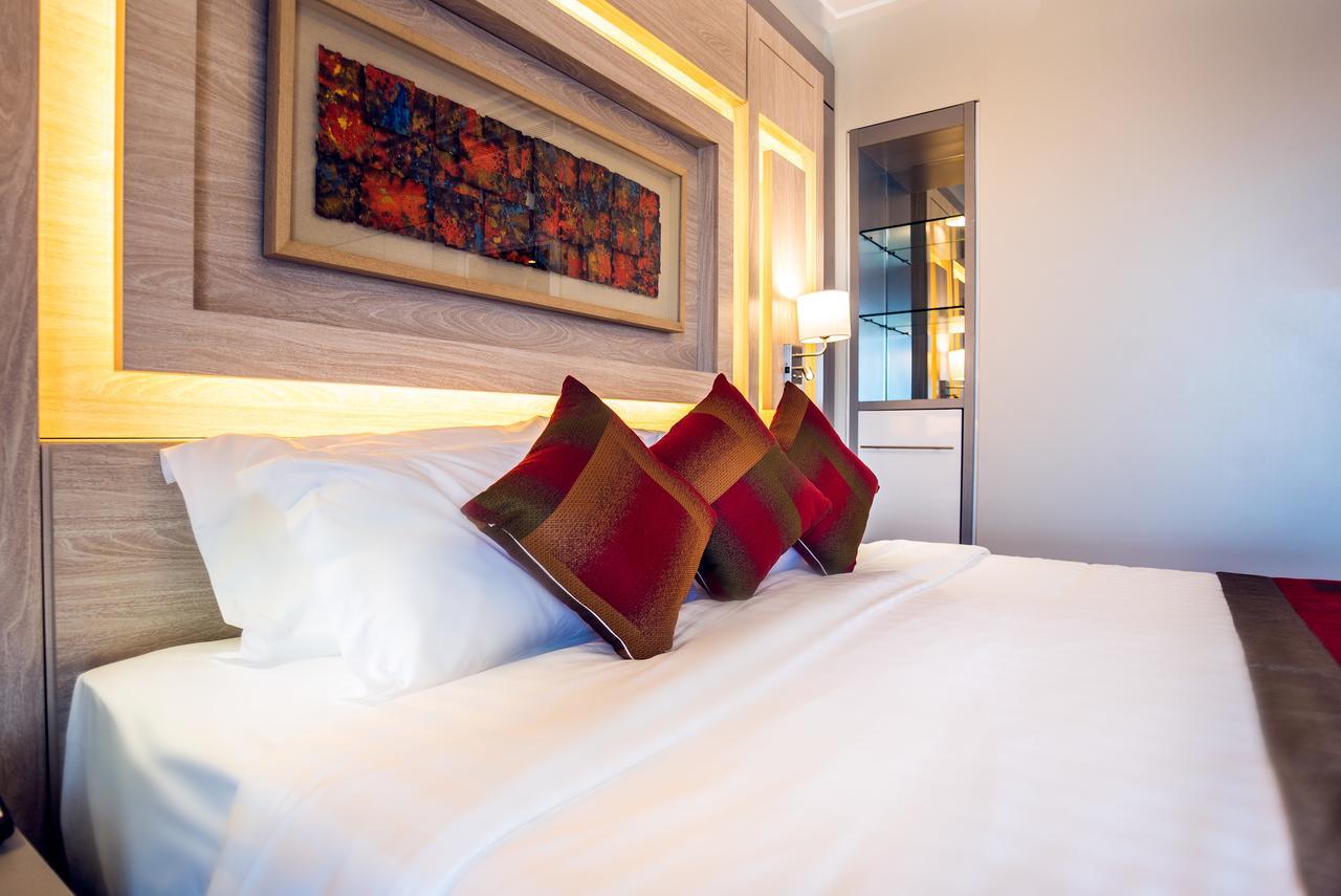 Отель Golden Tulip Le Diplomate Котону Экстерьер фото