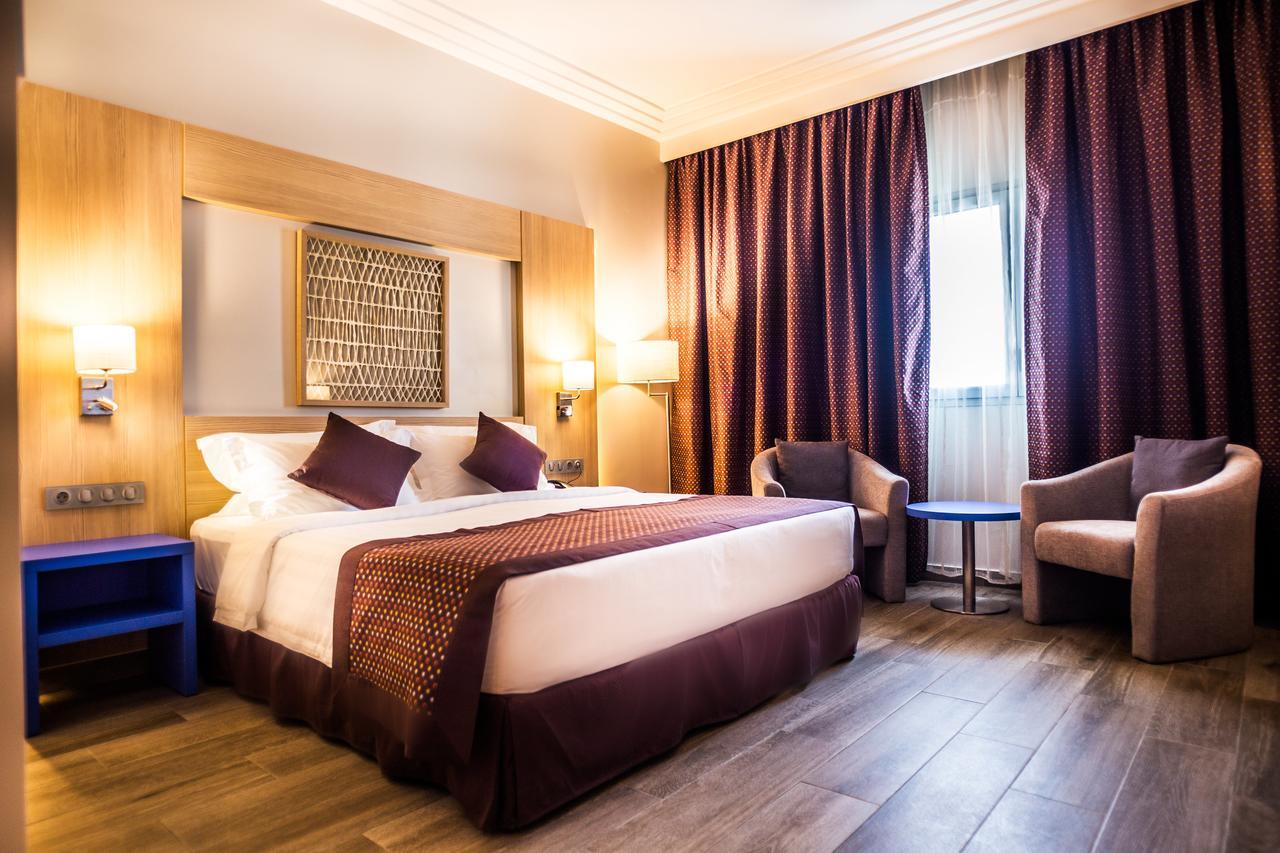 Отель Golden Tulip Le Diplomate Котону Экстерьер фото